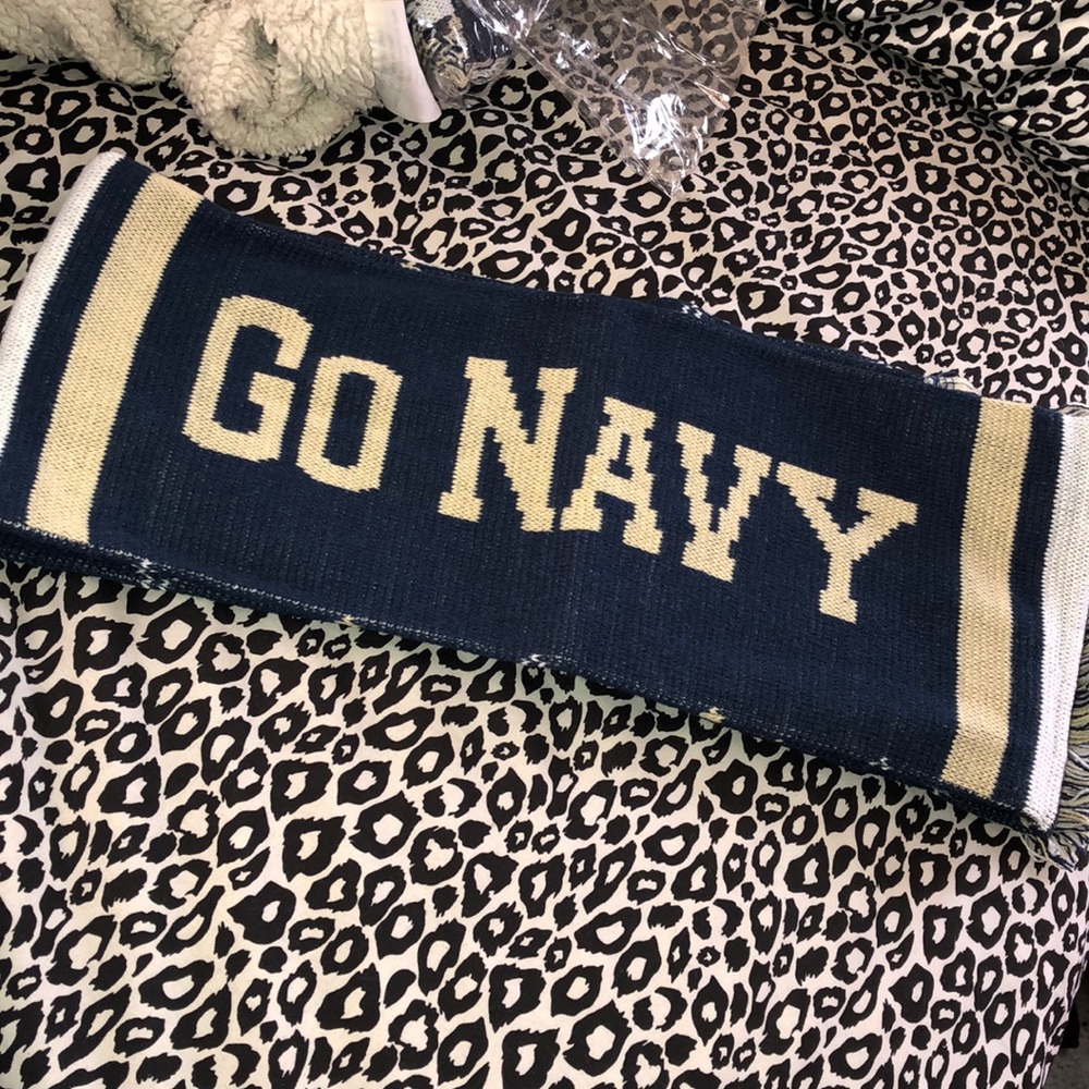 Go NAVY Scarf - Picture 1 of 5